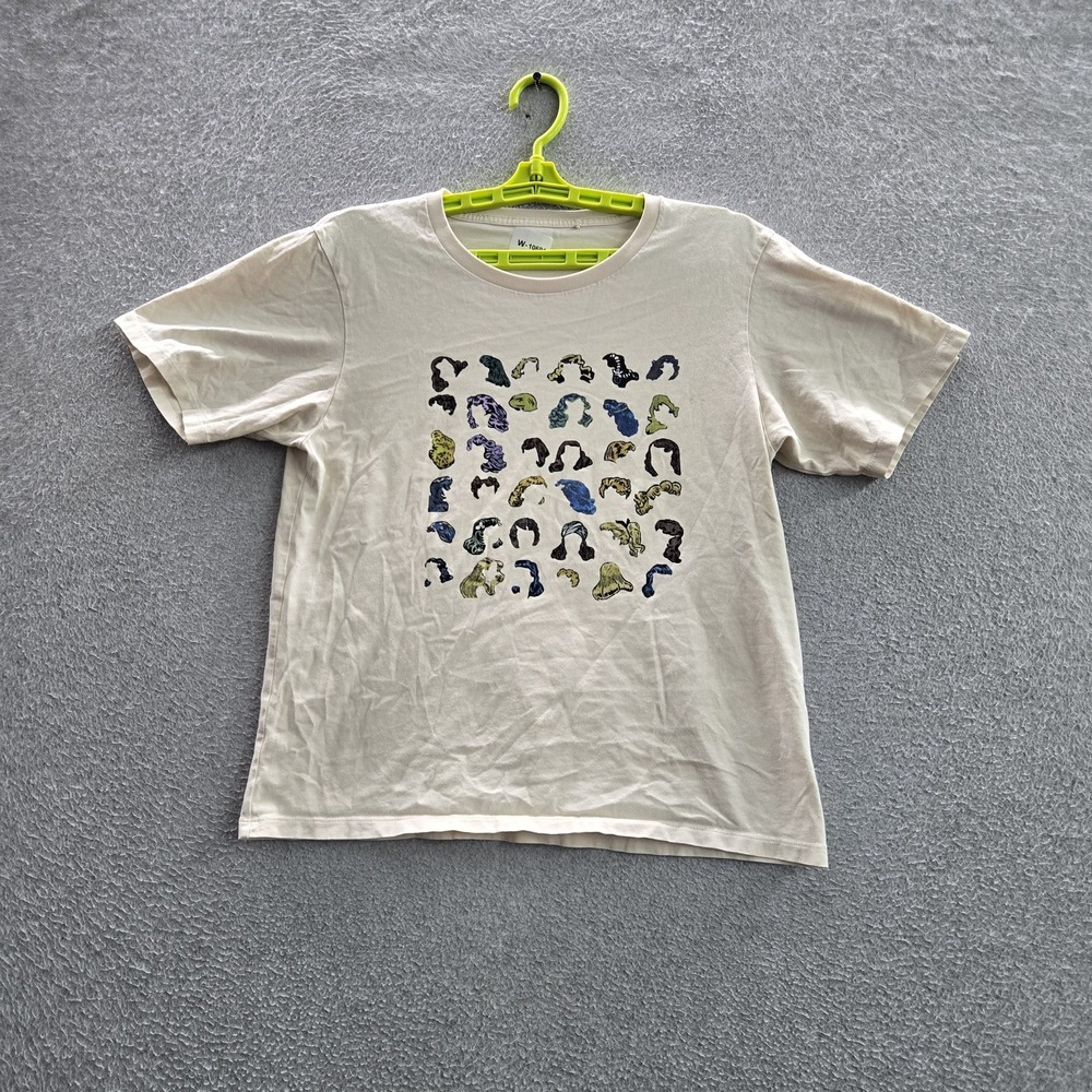 Uniqlo UTGP MoMA Women Shirt M Beige Classic Hairstyle Graphic Print Crew Neck